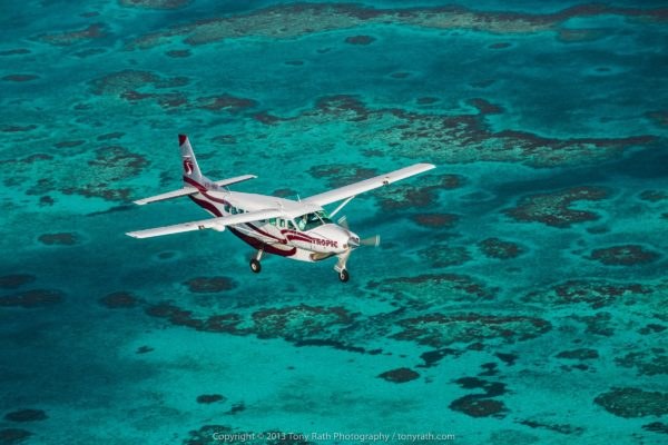 Tropic Air over reef
